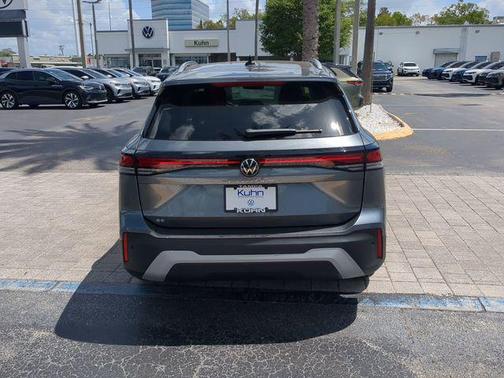 platinum gray metallic 2026 Volkswagen Tiguan 2.0T SE