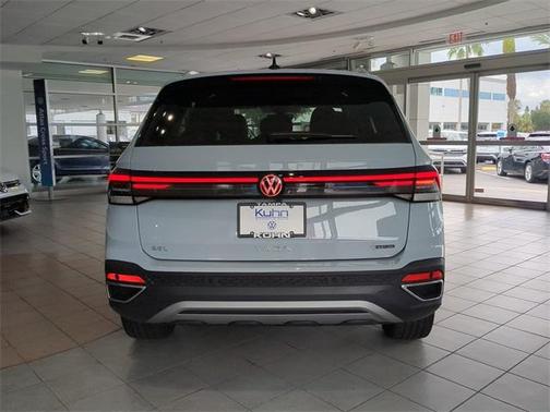 2025 Volkswagen Taos 1.5T SEL