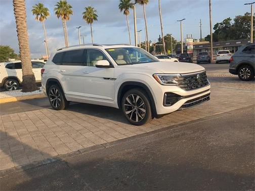 2025 Volkswagen Atlas 2.0T SEL Premium R-Line 4MOTION