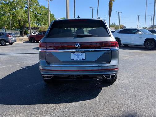 2025 Volkswagen Atlas 2.0T SEL Premium R-Line 4MOTION