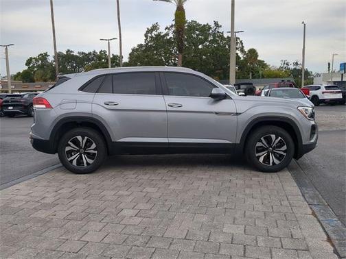 2026 Volkswagen Atlas Cross Sport 2.0T SE