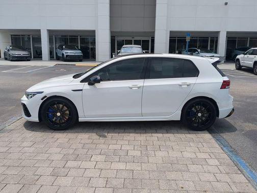 Pure White 2024 Volkswagen Golf R 2.0T DSG