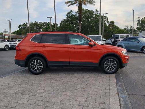 2019 Volkswagen Tiguan 2.0T SE