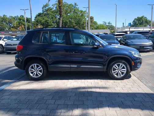 Night Blue Metallic 2016 Volkswagen Tiguan S