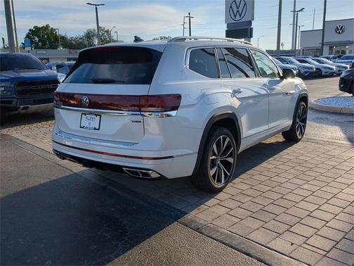 2026 Volkswagen Atlas 2.0T SEL Premium R-Line 4MOTION