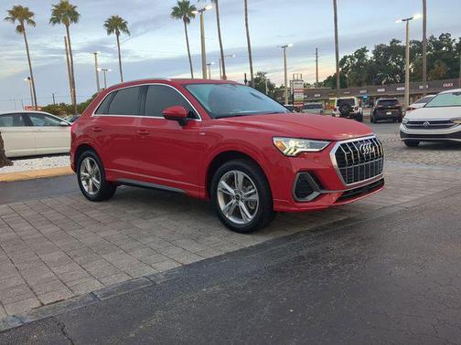 2022 Audi Q3 45 S line Premium Plus