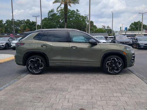 Avocado Green w/Deep Black Roof 2025 Volkswagen Tiguan 2.0T SEL R-Line 4MOTION