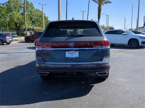 2025 Volkswagen Atlas 2.0T SEL