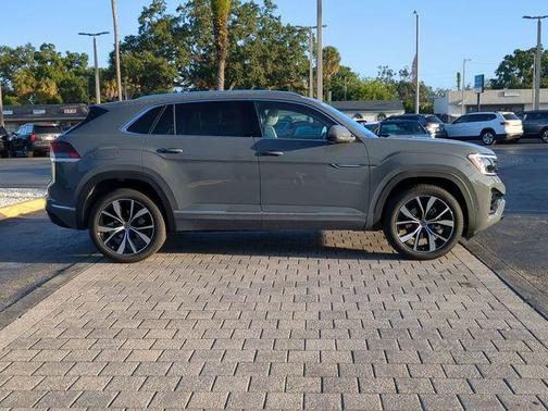 2026 Volkswagen Atlas Cross Sport 2.0T SEL Premium