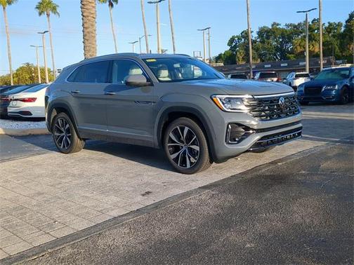 2026 Volkswagen Atlas Cross Sport 2.0T SEL Premium