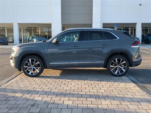 2026 Volkswagen Atlas Cross Sport 2.0T SEL Premium