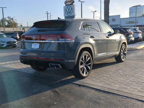 2026 Volkswagen Atlas Cross Sport 2.0T SEL Premium