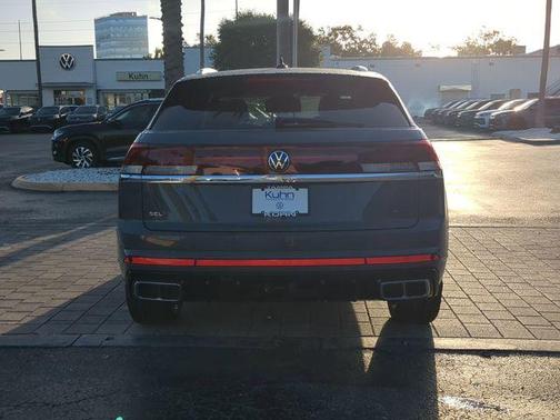 2026 Volkswagen Atlas Cross Sport 2.0T SEL Premium