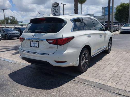 Majestic White 2018 INFINITI QX60 Base