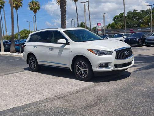 Majestic White 2018 INFINITI QX60 Base