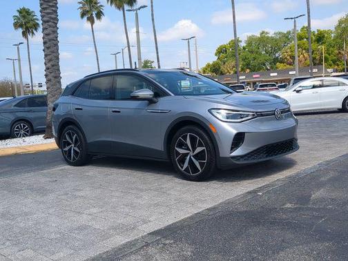 Silver Mist Metallic 2023 Volkswagen ID.4 Pro S