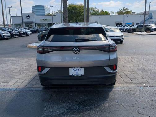Silver Mist Metallic 2023 Volkswagen ID.4 Pro S