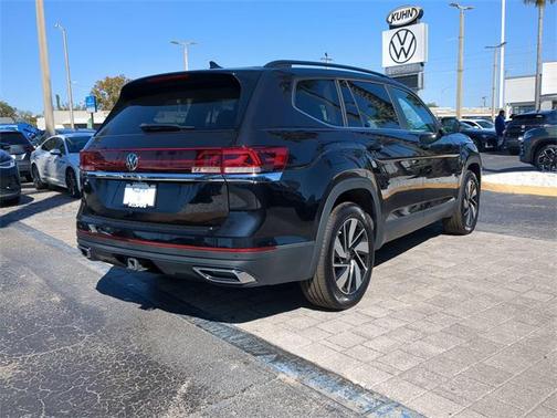 2024 Volkswagen Atlas 2.0T SE w/Technology