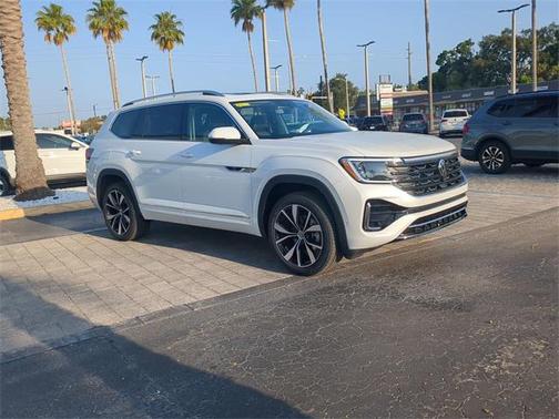 2025 Volkswagen Atlas 2.0T SEL Premium R-Line 4MOTION