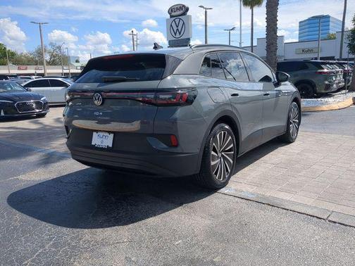 Pure Gray 2024 Volkswagen ID.4 S