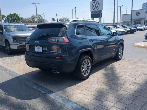 2021 Jeep Cherokee Latitude Lux