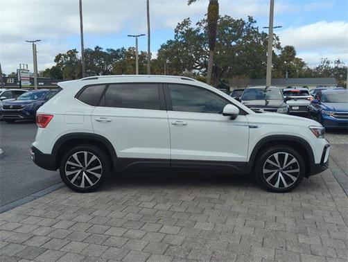 2022 Volkswagen Taos 1.5T SE