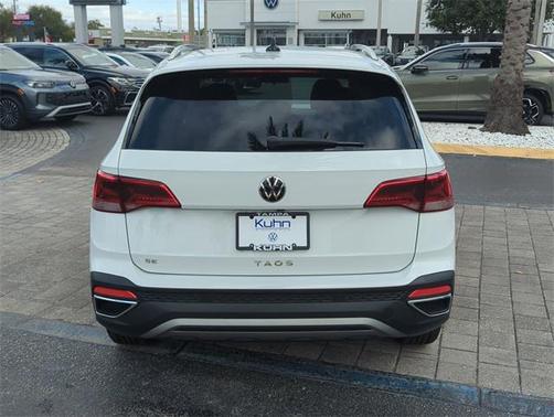 2022 Volkswagen Taos 1.5T SE