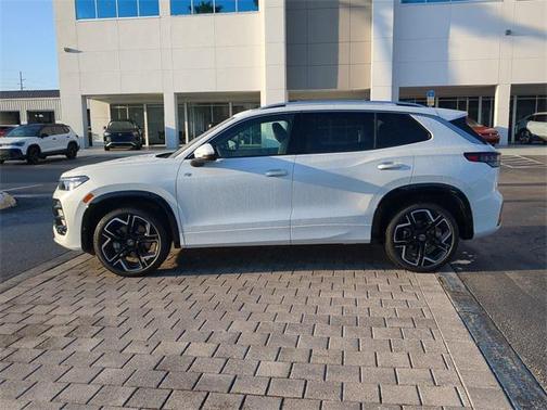 2025 Volkswagen Tiguan 2.0T SEL R-Line 4MOTION