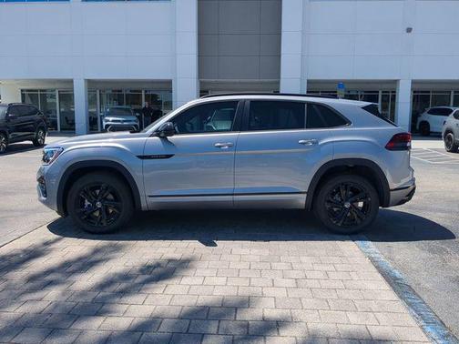 silver mist metallic 2026 Volkswagen Atlas Cross Sport 2.0T SEL