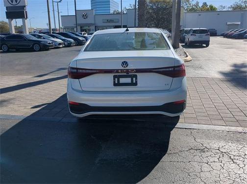 2025 Volkswagen Jetta 1.5T SE