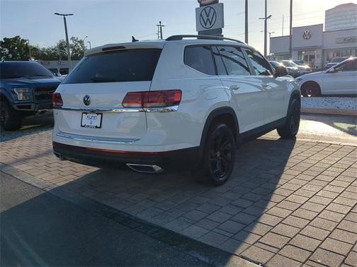 2023 Volkswagen Atlas 2.0T SE w/Technology