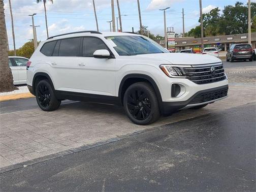 2026 Volkswagen Atlas 2.0T SE w/Technology
