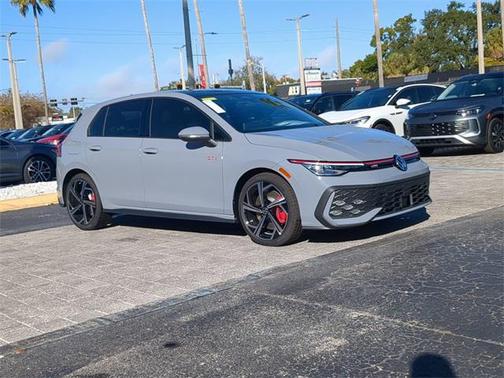 2026 Volkswagen Golf GTI 2.0T SE DSG