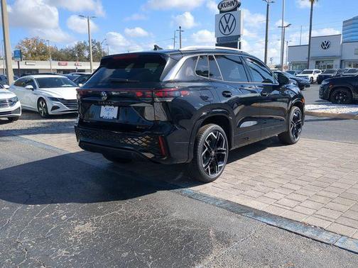 deep black pearl 2026 Volkswagen Tiguan 2.0T SEL R-Line 4MOTION