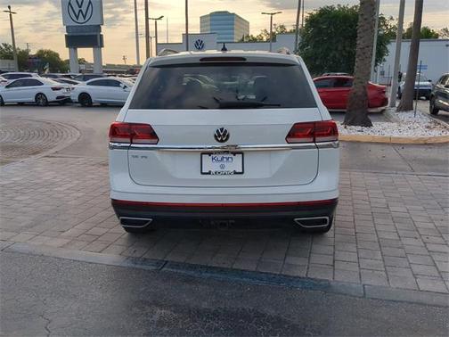 2023 Volkswagen Atlas 3.6L SE w/Technology