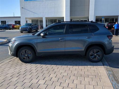 2025 Volkswagen Taos 1.5T S