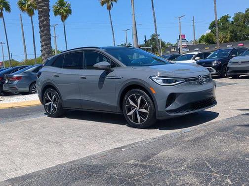 Pure Gray 2023 Volkswagen ID.4 Pro S