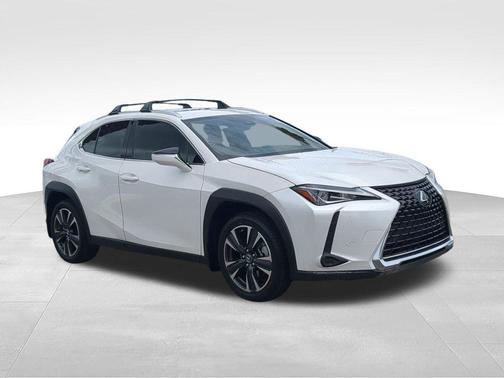 Eminent White Pearl 2022 Lexus UX 200 Base