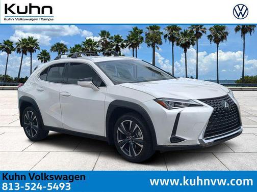 Eminent White Pearl 2022 Lexus UX 200 Base