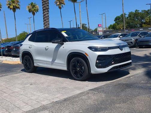 opal white with deep black roof 2026 Volkswagen Tiguan 2.0T SE R-Line Black