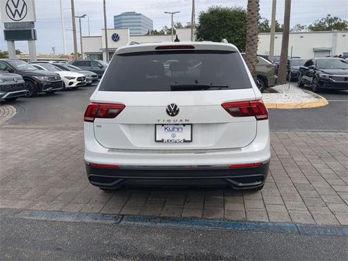 2022 Volkswagen Tiguan 2.0T SE