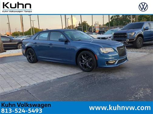 2021 Chrysler 300 Touring