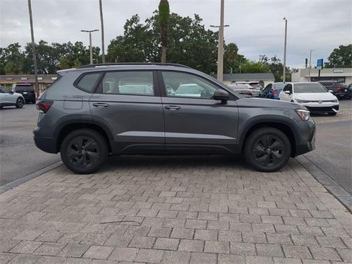 2025 Volkswagen Taos 1.5T S