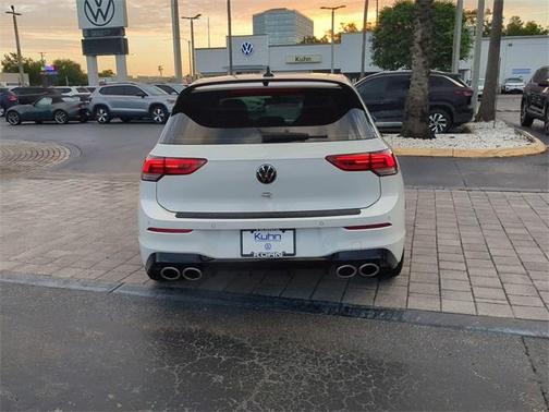 2022 Volkswagen Golf R 2.0T DSG