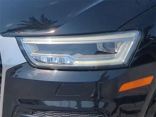 2018 Audi Q3 2.0T Premium Plus