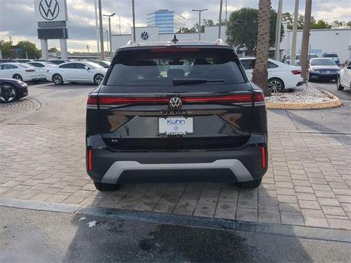 2025 Volkswagen Tiguan 2.0T SE
