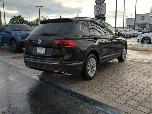 2018 Volkswagen Tiguan 2.0T SE
