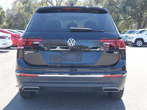 2018 Volkswagen Tiguan 2.0T SE