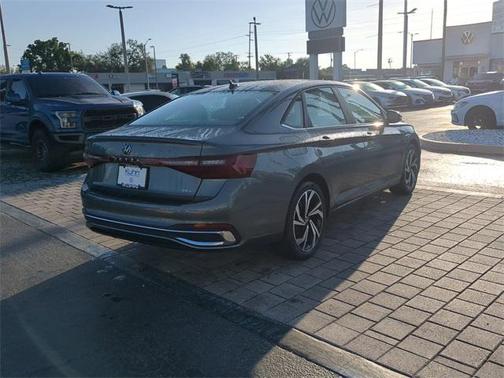 2025 Volkswagen Jetta 1.5T SEL