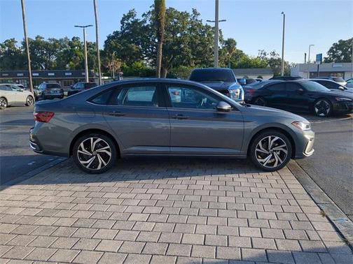 2025 Volkswagen Jetta 1.5T SEL